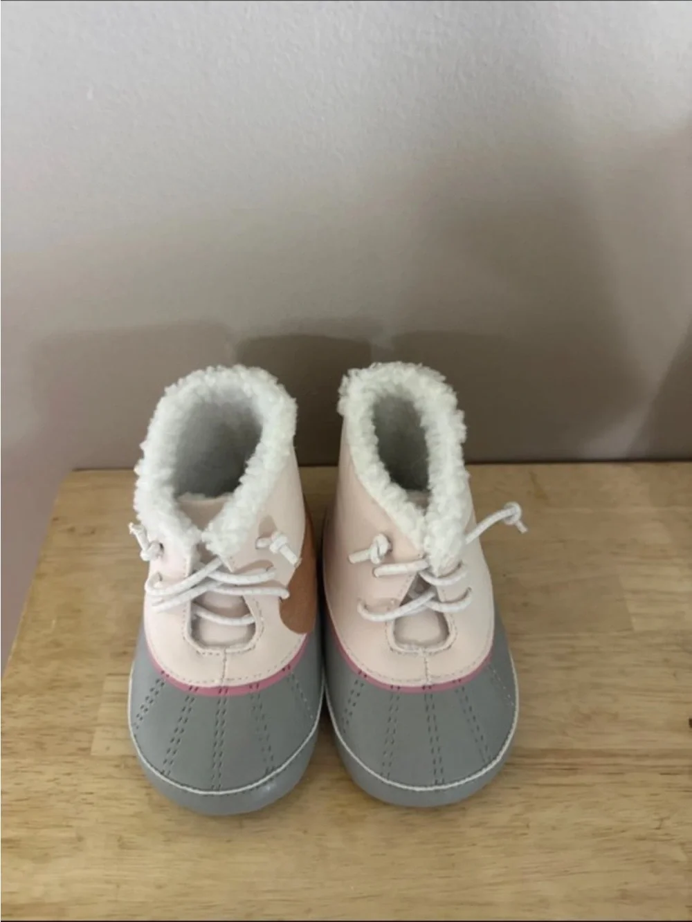 Carter’s Baby Girl Duck Boots Pink Gray Faux Fur Lined Winter Booties Infant